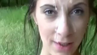 carino teen raccolto per orgia all'aperto