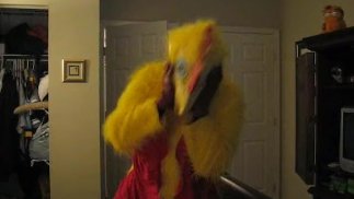 Вторжение инопланетного куриного костюма