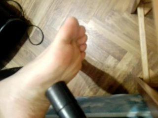 feet, exclusive, reality, vacuuming