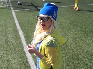 Amateur Teen Cheerleader Football with Tinder in Socks first Date Fuck