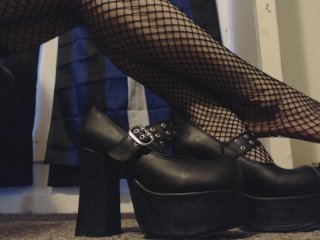stocking feet, amateur, long toes, goth