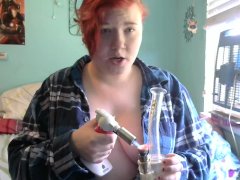 Toking Tease - Screenshot 10 of 16 - Smokingfetish