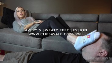 séance de pieds en sueur de Avery - (Dreamgirls en chaussettes)