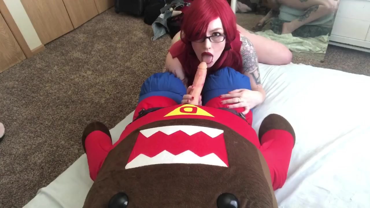 Hot Nerd Chick FUCKED by Domo-Kun - Pornhub.com