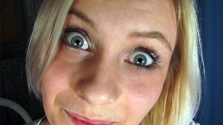 Blue eyed teen blonde hottie on her knees sucking cock before getting a fuk