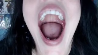 Mouth And Pussy Up Close