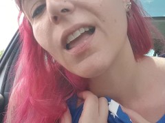 UN POCO DE PROVOCACION / A LITTLE BIT OF PROVOCATION