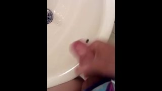 mi leche en el baño