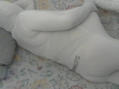 Digesting a viewer on my bed