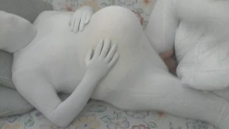 Перевариваю зрителя на своей кровати