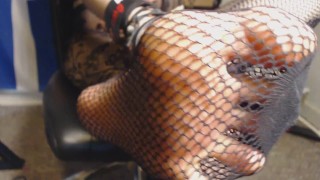 HD EXTREME Closeup Feet and Painted Toes in Fishnets