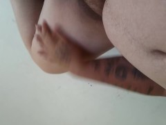 Fat guy jerking off - Screenshot 14 of 16 - Straight