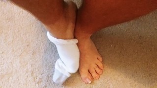 Retiro de calcetín de chico universitario