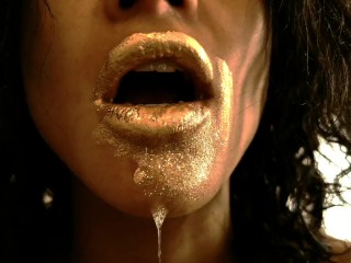 PORN IS BEAUTIFUL: Foot Fetish, Peeing, Drool, Close-up, Gold body-SOLVEIG