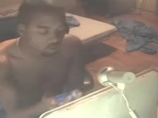 Markell Plays Alone 05 02 01