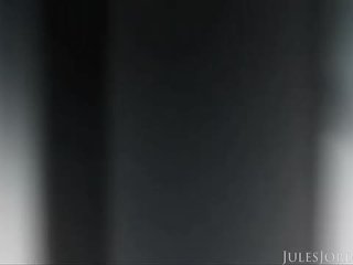 Jules Jordan - Riley Reid Gets Jumped In With A Gang Of Black Cocks screenshot number 0