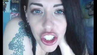How many dicks have you sucked lately pathetic loser?
