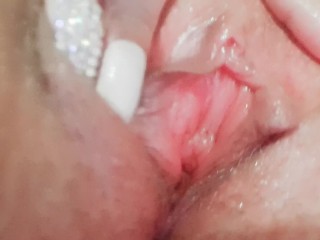 Who wants to Fuck my Tight Wet Pretty Pink Pussy Hole??
