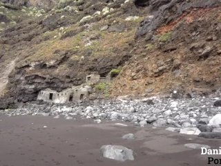 Walking on the beach with delicious final! screenshot number 0