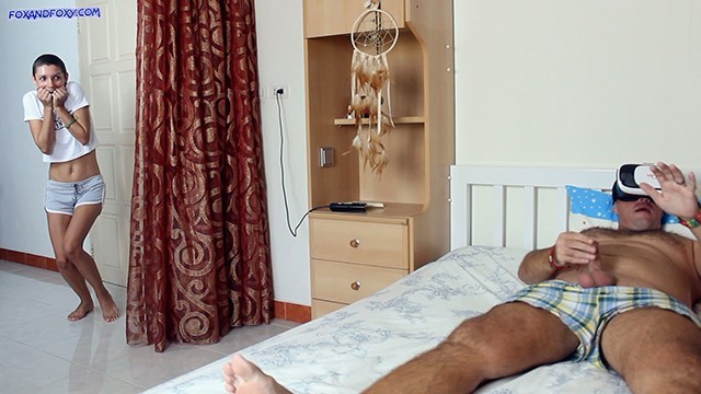 I Caught Neighbour Masturbated in VR Glasses and Ride him