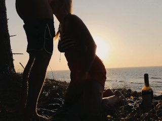 First Day in Paradise. DeepthroatAnd Creampie on the Beach_at Sunset.
