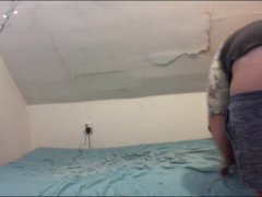 buttcrack making bed - Screenshot 7 of 16 - Butt