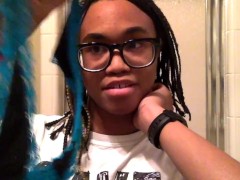 Tranny sniffs her sweaty panties