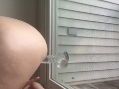 Fucking my window while traffic goes by