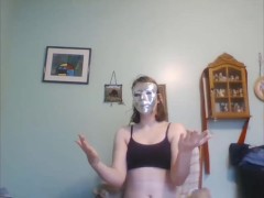 Mia Puts on a Sexy Singing Performance!--"He's a Tramp"