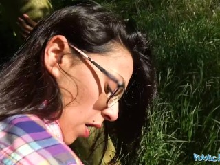 Public Agent Cash convinces_slim beauty_to bounce her pussy on agents cock