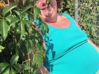 BBW Flashes Fat Belly Outside