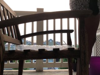 the booty makes the air go pop