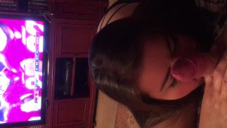 NFL and CHILL-Lucky Husband Gets BJ While Watching Football-Karyme Kummz