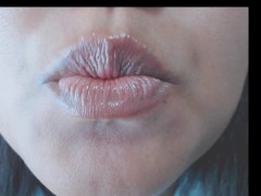 Mouth + Lip gloss application