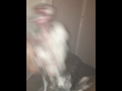 BAth time stroking - Screenshot 2 of 16 - Ebony