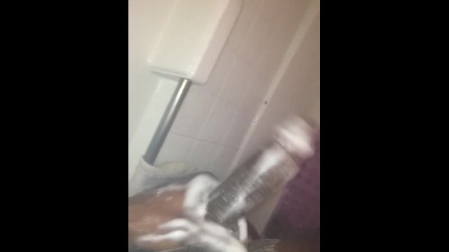 BAth time stroking