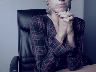 Cumsultation。在乐乐的办公室里放松一下。邋遢的假阳具吮吸。射在胸部 JOI