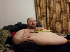 So full! - Screenshot 9 of 16 - Obese Man