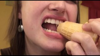 ХРУСТЯЩИЕ РОЖКИ ДЛЯ МОРОЖЕНОГО