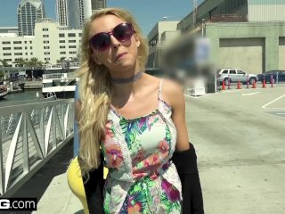 Alix Lynx covers her tits in cum screenshot number 1