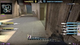 herself in connector