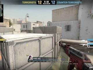 sfw, 4k, clutch, ak