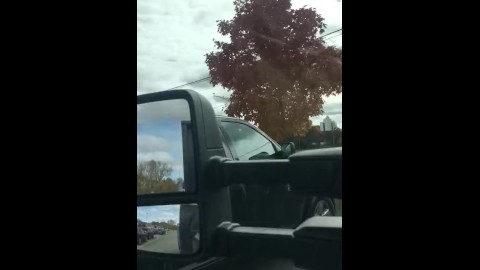 Lunch break blowjob in parking lot (quickie)