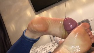 Silky rose sole stroke on launch break