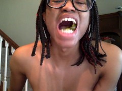 Tranny eats pickles - Screenshot 11 of 16 - Kink