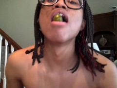 Tranny eats pickles - Screenshot 15 of 16 - Rick And Morty