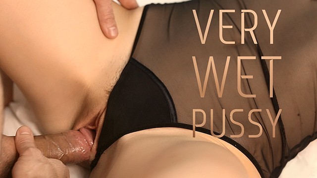 빠른 creampie 아침 - 매우 젖은 음부 근접 촬영