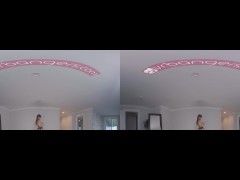 VR BANGERS- Riley Reid First Time Anal In VR Porn! - Screenshot 5 of 16 - Petite