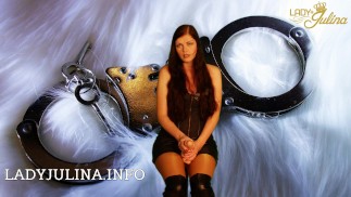 Леди Джулинас Тренировка Глубокой Глотки - Для Послушных Рабынь-Шлюх со страпоном