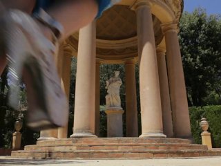 A Liz in wonderland - Liz fucks Blondie the rabbit